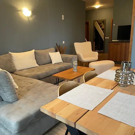Cozy B35 In Grand